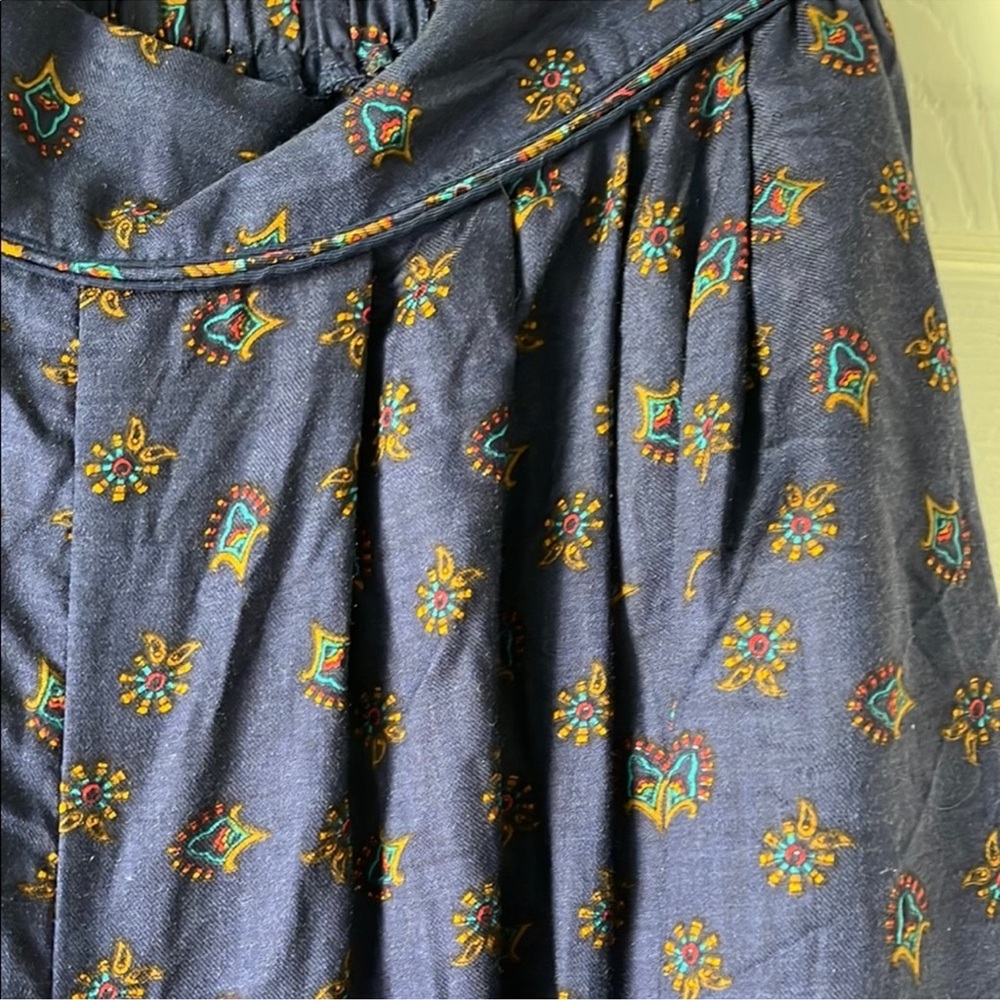 Vintage Navy Patterned Culottes - image 3